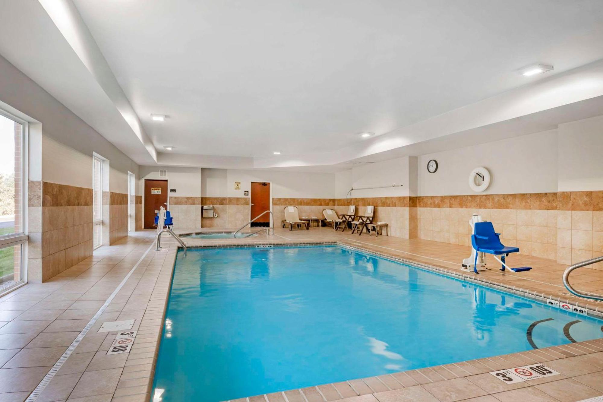 Comfort Inn & Suites Porter Near Indiana Dunes Dış mekan fotoğraf